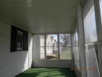 2316 S Ebright St, Muncie, IN 47302 - photo 2