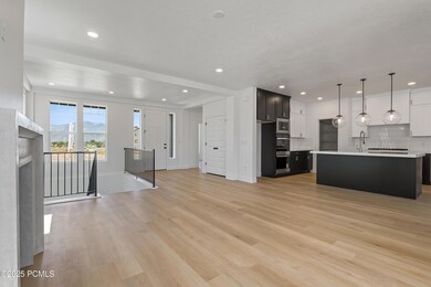 1891 Sawmill Blvd E, Daniel, UT 84032 - photo 4