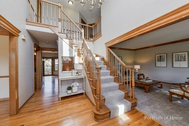 2-Story Entrance Foyer