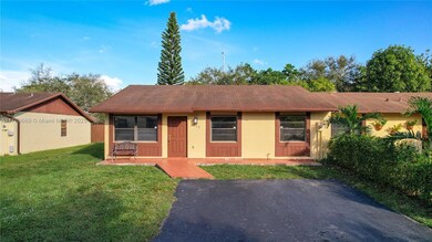 6553 SW 147th Ct, Miami, FL 33193 - photo 2