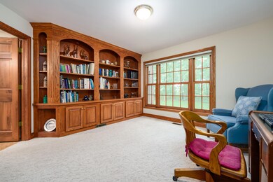 5525 Blue Spruce Ln, Kalamazoo, MI 49009 - photo 7