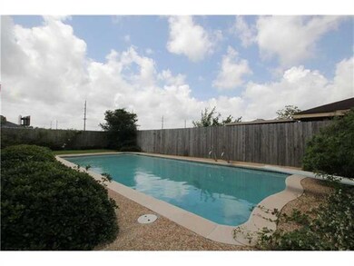 Swimming Pool/Hot Tub/Sauna.