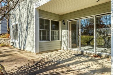 13 Shaelah Dr unit 32, Weldon Spring, MO 63304 - photo 5