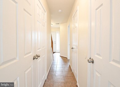 12343 Newcastle Loop unit 22, Woodbridge, VA 22192 - photo 6