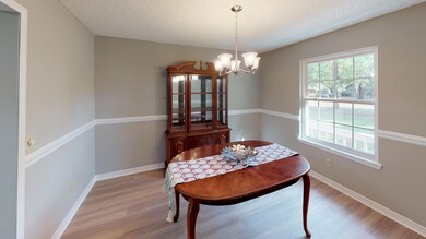 4204 Honeysuckle Cir, Middleburg, FL 32068 - photo 7