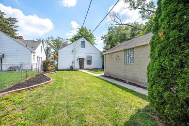 801 Chestershire Rd, Columbus, OH 43204 - photo 7