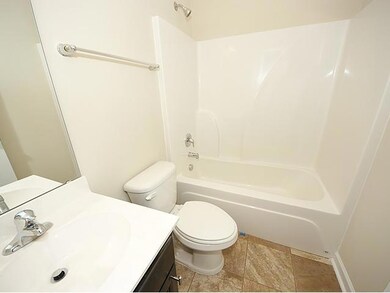 395 Whispering Breeze Ln, Summerville, SC 29486 - photo 4