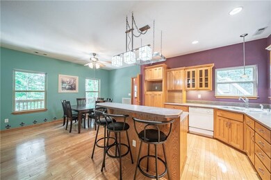 650 Hattabaugh Dr, Elkins, AR 72727 - photo 5