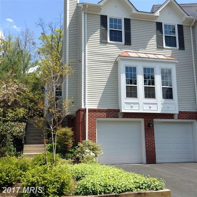 208 Finchingfield Ct, Sterling, VA 20165 - photo 4