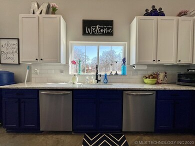 14215 E 208th St S, Bixby, OK 74008 - photo 7