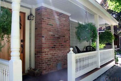 72 Court St, Saratoga Springs, NY 12866 - photo 3