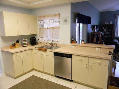 Kitchen 4