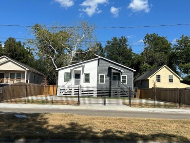 4302 Hirsch Rd unit A, Houston, TX 77026 - photo 2