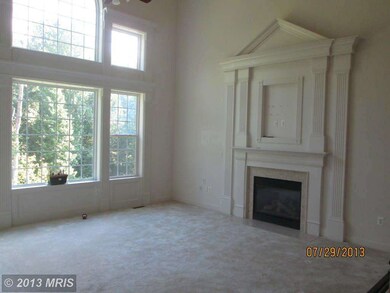 15407 Glastonbury Way, Upper Marlboro, MD 20774 - photo 2