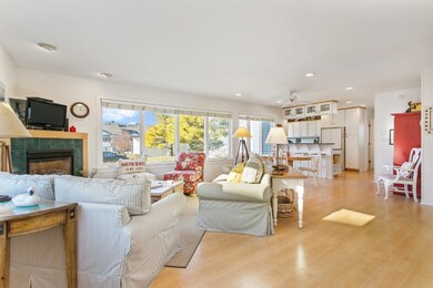 4 Willow Ct, South Haven, 49090-31