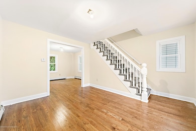 381 Warburton Place, Long Branch, NJ 07740 - photo 4