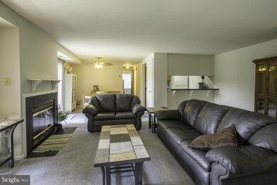 1115 Castle Harbour Way unit 2D, Glen Burnie, MD 21060 - photo 7