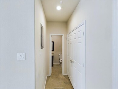2910 Town Square Ave unit 2107, Bryan, TX 77802 - photo 6