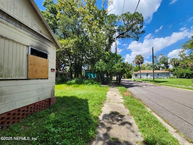 1322 W 5th St, Jacksonville, FL 32209 - photo 6
