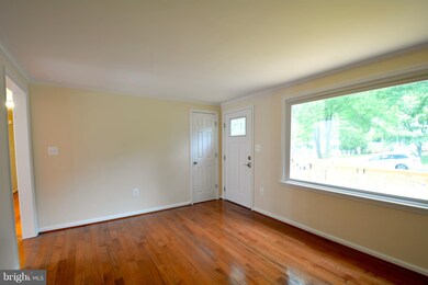 9004 Igoe St, Lorton, VA 22079 - photo 7