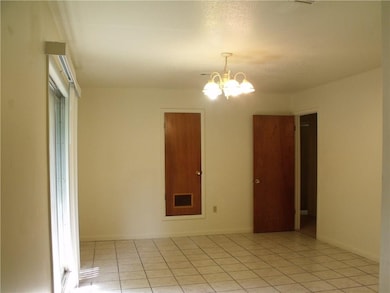 403 Dickson St, Bentonville, AR 72712 - photo 6