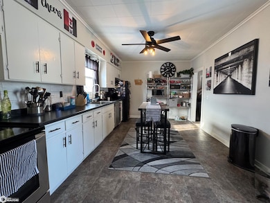 619 N Walnut St, Creston, IA 50801 - photo 7