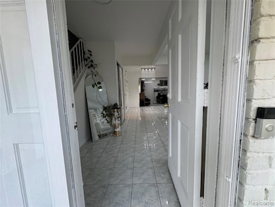 3131 Elmcrest Rd, Sterling Heights, MI 48310 - photo 3