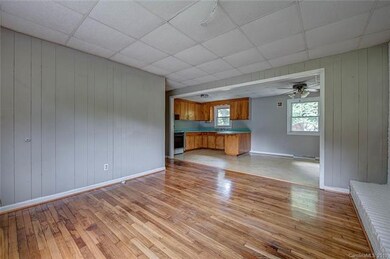 2237 Fallsdale Dr, Gastonia, NC 28052 - photo 6