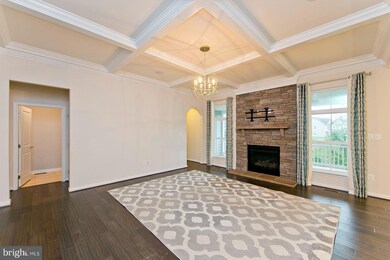 100 Atlantis Ln, Lake Frederick, VA 22630 - photo 3