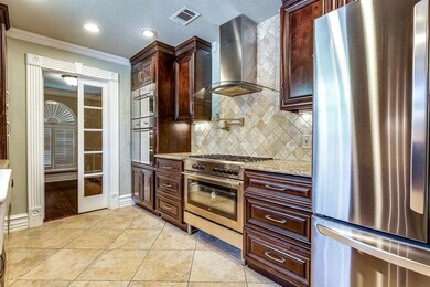 300 Circleview Dr S, Hurst, TX 76054 - photo 5