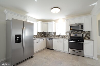 283 Mannington Yorketown Rd, Pilesgrove, NJ 08098 - photo 4