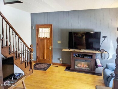 1201 living room1