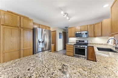 2774 Sunflower Dr, Fitchburg, WI 53711 - photo 6