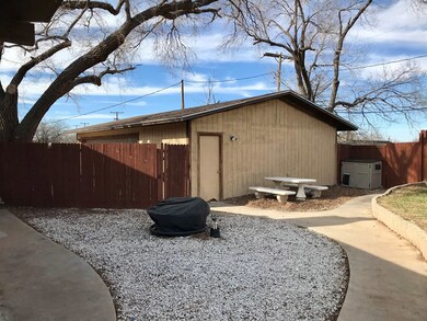 706 W 14th St, Big Spring, TX 79720 - photo 4