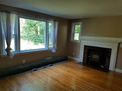 563 Hudson Rd, Sudbury, MA 01776 - photo 4