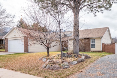 872 Cedarwood Ln, Cedar City, UT 84720 - photo 3