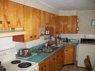 20 Hamilton St unit 22, Potsdam, NY 13676 - photo 5