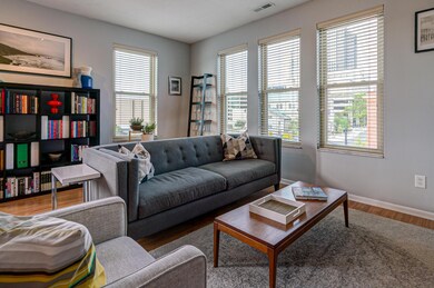 340 s 3rd Unit #3-8
