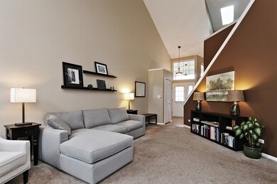 2020 Tamahawk Ln unit 2020, Naperville, IL 60564 - photo 5