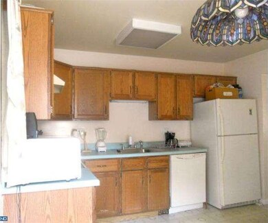 314 Woods Edge Place, Langhorne, PA 19047 - photo 6