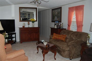 99 Kimberly Ct unit 99, Wareham, MA 02571 - photo 6