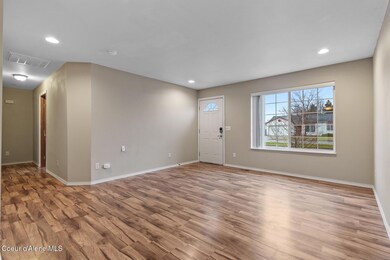 903ETetonAve-4