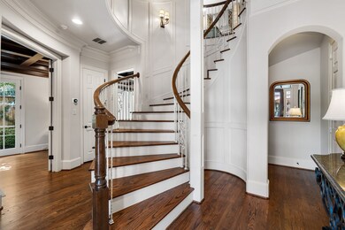 1010 Nantucket Dr unit F, Houston, TX 77057 - photo 4