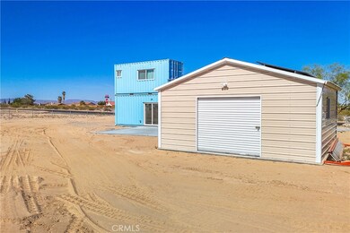 72473 Desert Trail Dr, Twentynine Palms, CA 92277 - photo 4