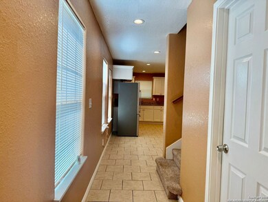 3107 W Travis St unit 1, San Antonio, TX 78207 - photo 3
