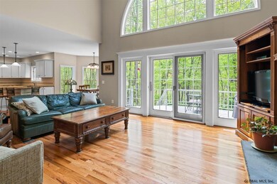 755 Waldens Pond Rd, Albany, NY 12203 - photo 4