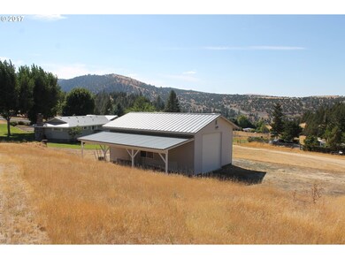 305 Edgewood Dr, Canyon City, OR 97820 - photo 7