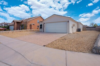 14280 Desert Sunset Dr, Horizon City, TX 79928 - photo 3