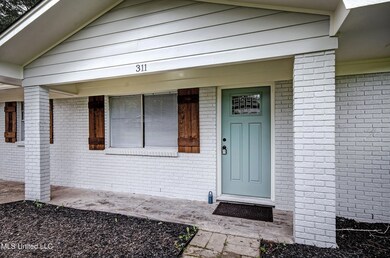 Front porch 311 Danbar St