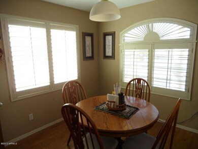Eat-in Kitchen